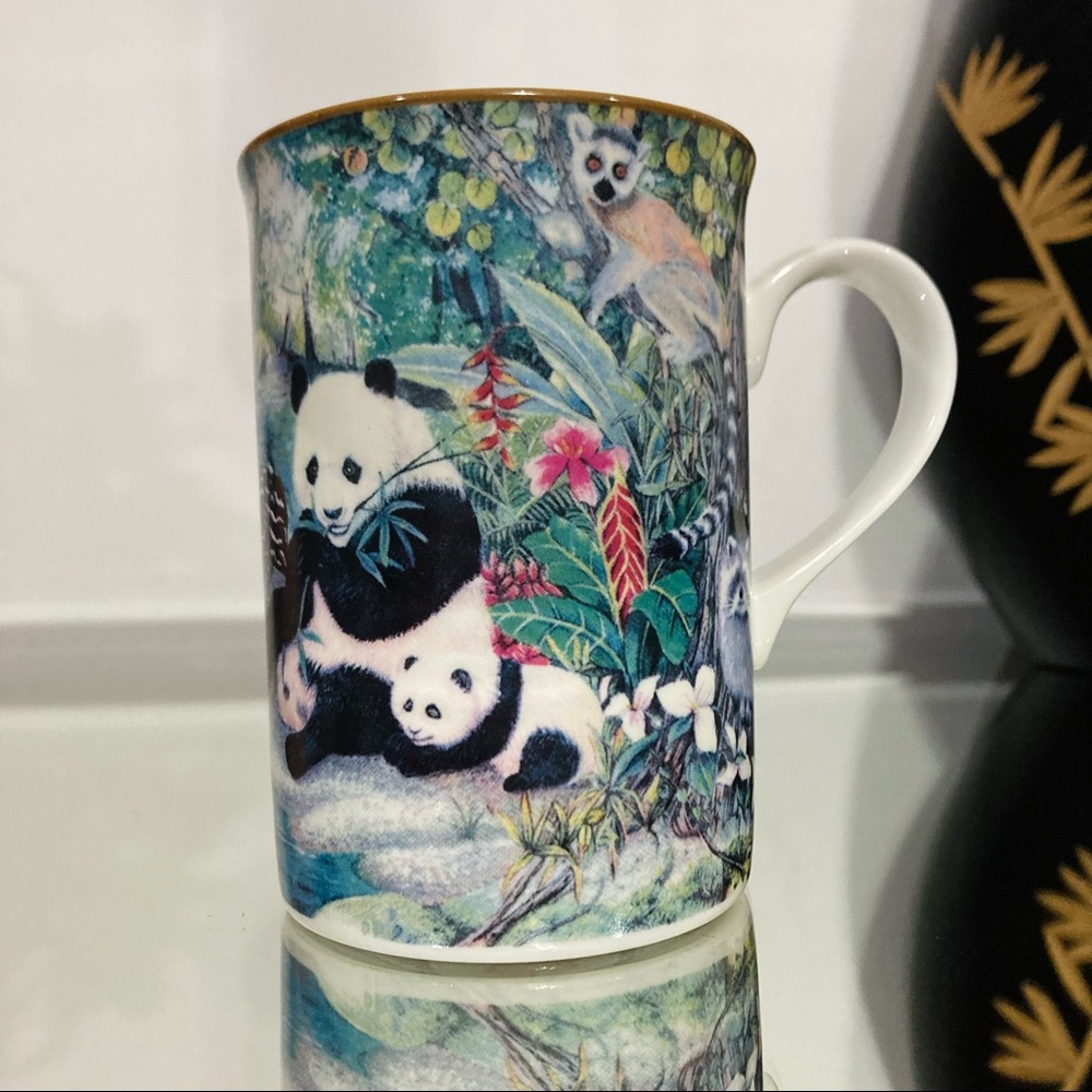 ❤️‍🔥 (5/20) Royal Bone Chine Wildlife Coffee Mug
